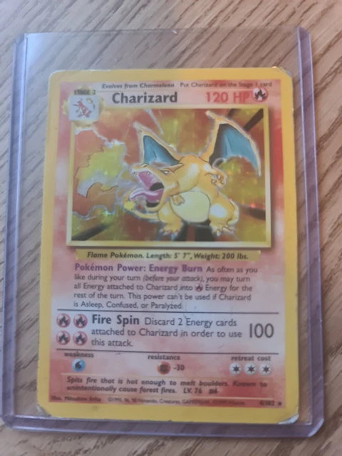 Pokémon TCG Charizard Base Set 4/102 Holo Unlimited Holo Rare *HP*