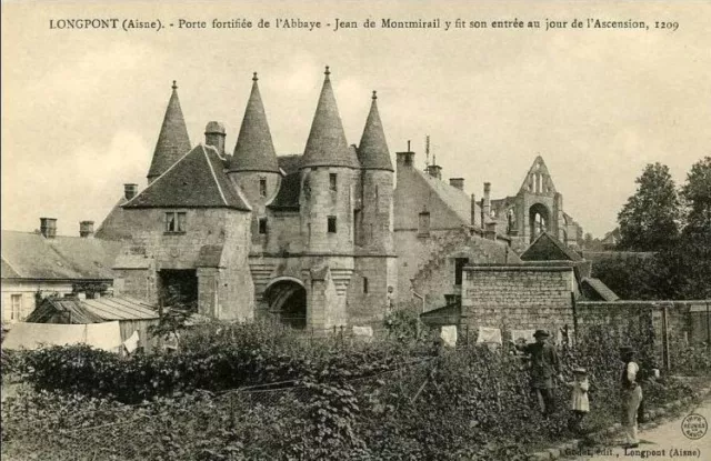 J18 / 02 Cpa 1910 Longpont L´abbaye La Porte Anime Presence De Vignerons Ou Jard