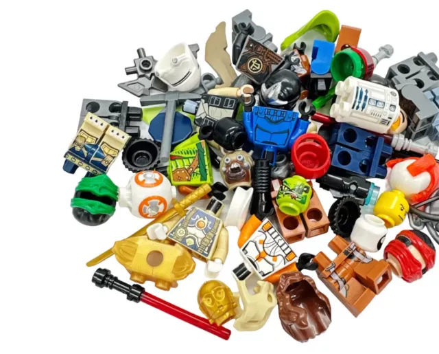 LEGO - 30 Figurenteile Kopfbedeckungen Zubehör Minifiguren Männchen Konvolut Mix