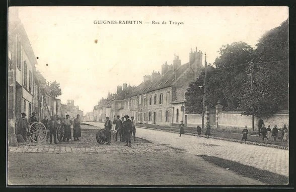 CPA Guignes-Rabutin, Rue de Troyes