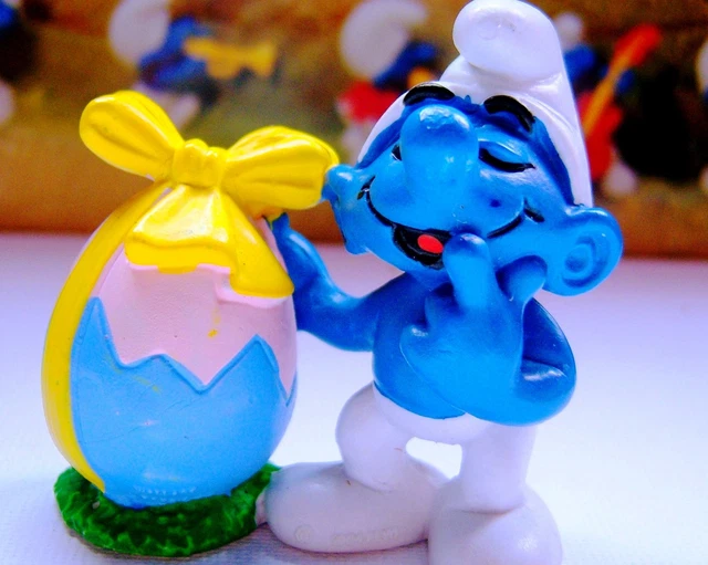Figurine Schleich Schtroumpf De Pâques Avec œuf Bleu & Rose - Occasion