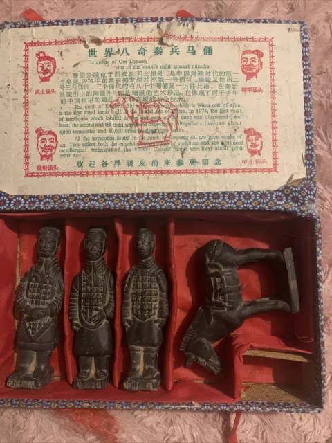 Vintage Boxed Set Tomb Of Emperor Qin Shi Huang Dynasty  4 Terracotta Figurines