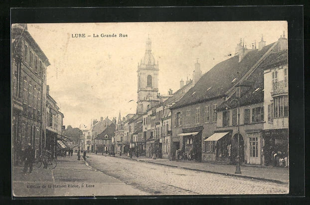 CPA Lure, La Grande Rue, vue de la rue 1917