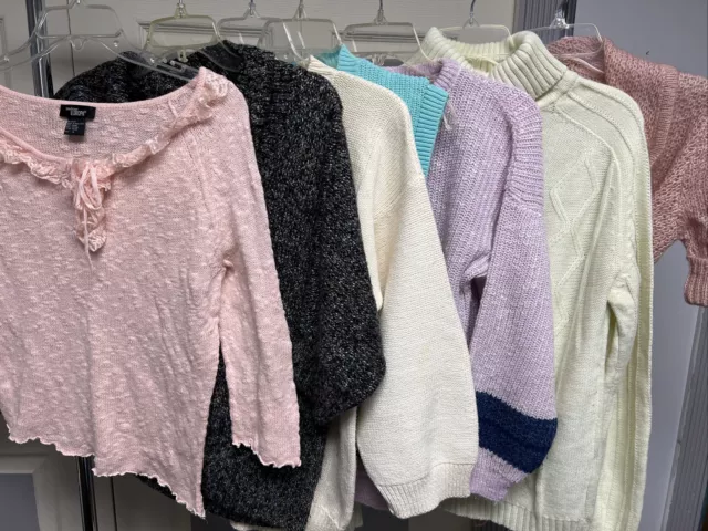 Vintage Womens 80s90s Liquidation Resell Sweater Lot Assorted Brands S-M-L