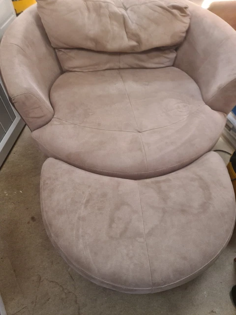 Circular on sale cuddle chair