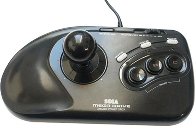 Lot De 2 Manettes Arcade Sega Megadrive - Vendu Pour Pièces (Non Testé) - Marque Xeron - Rouge