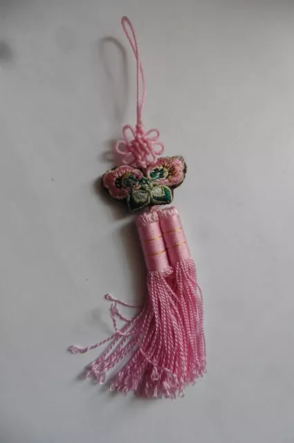 Bijou de sac à main ou téléphone Papillon brodé noeud porte-bonheur Asie rose