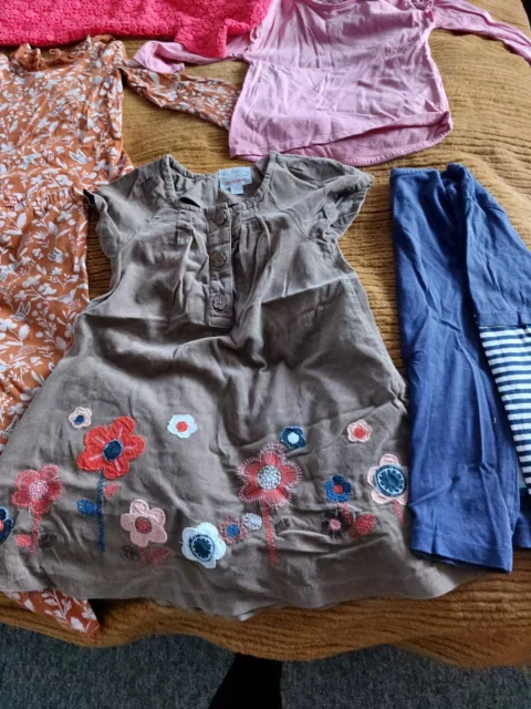 Pacchetto di vestiti per ragazze grande età 4-5 anni successivi, M&S, H&M ecc. 3