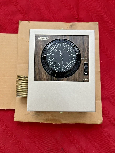 NOS Vintage Dayton 24HR Multiple Automatic Program Timer direct wire Wood Grain