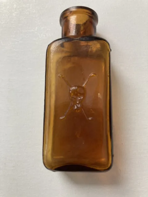 Rare PD & Co Light Yellow Amber Skull &  Crossbones Poison Bottle
