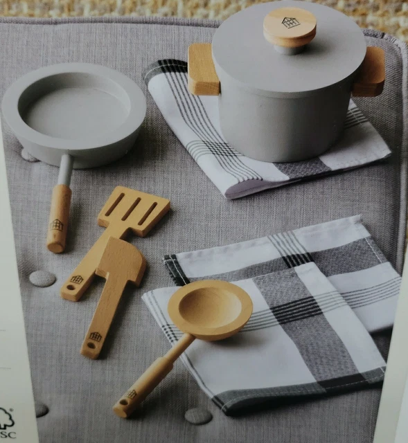 NEW Heart & Hand Magnolia Toy Cook Set Pots Pan 9PC Utensils Wood Kitchen Play NEW Heart & Hand Magnolia Toy Cook Set Pots Pan 9PC Utensils Wood Kitchen Play