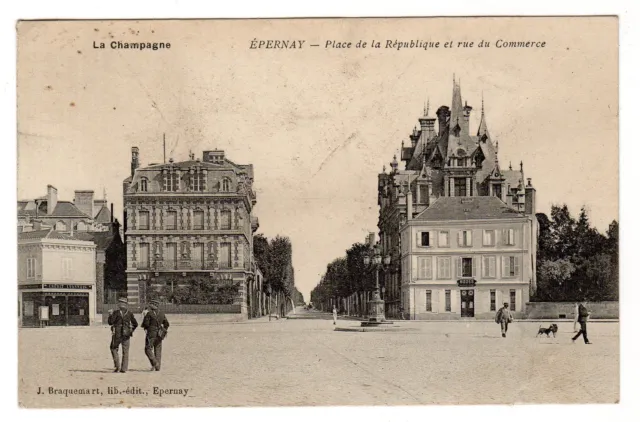 51 EPERNAY - Place de la République et rue du commerce /édit Braquemart - animée
