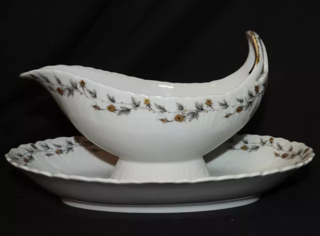PORCELAINE DE LIMOGES JAMMET SEIGNOLLES "FORME VENUS" : Ravier + Saucière