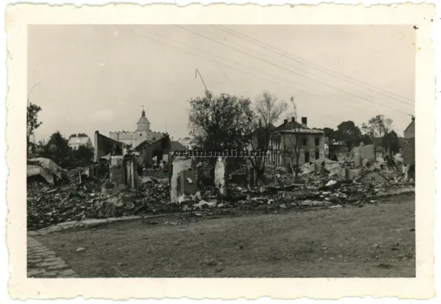 Orig. Foto Rathaus in zerstörtes RUDKY Rudki b. Lemberg Lviv Ukraine Polen 1939