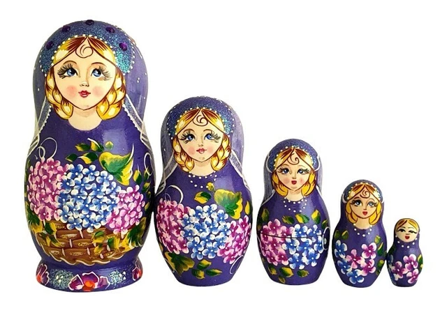 petite poupées russes matriochka peinte a la main