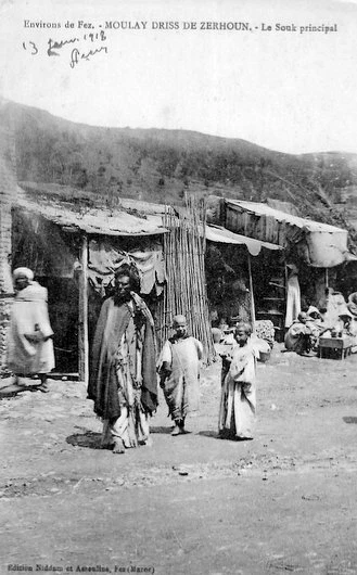 Maroc - Environ De Fez  - Moulay Driss De Zerhoum < Vue Animee Du Souk Principal