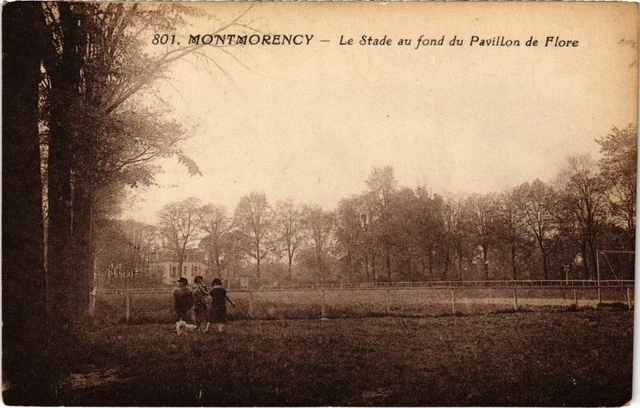 CPA MONTMORENCY - Le Stade at the bottom of the Pavillon de Flore (107030)