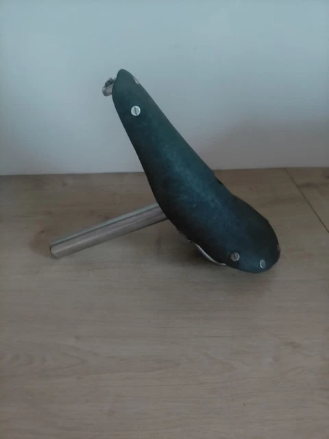 Selle Vélo Ancienne AIGLOR – Cuir Marron, Pièce Cycle Vintage, Bon état