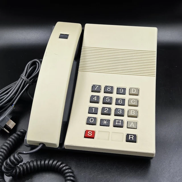 Téléphone vintage digital 2000 propriété de l'État PTT - Téléphones & Objets connectés
