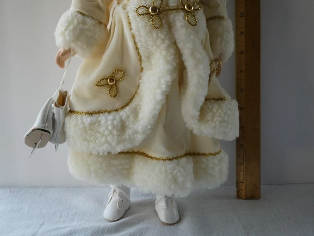 Porcelain Doll The Skater Heritage Signature Collection Dawn 17" COA NIB Ice 3