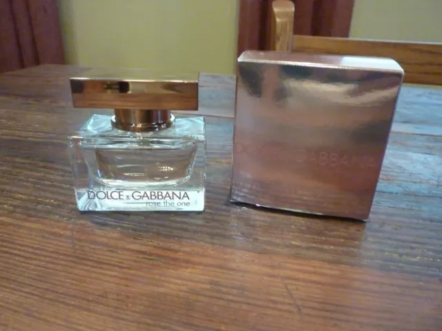 Perfume dolce gabbana rose the 2025 one