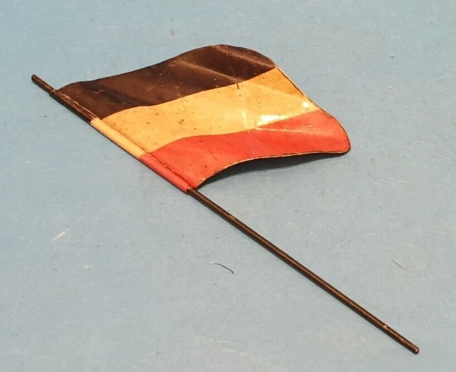 D097991595 - Uralt Märklin Elastolin o Lineol ? Blechfahne für Bahnhof u Soldat