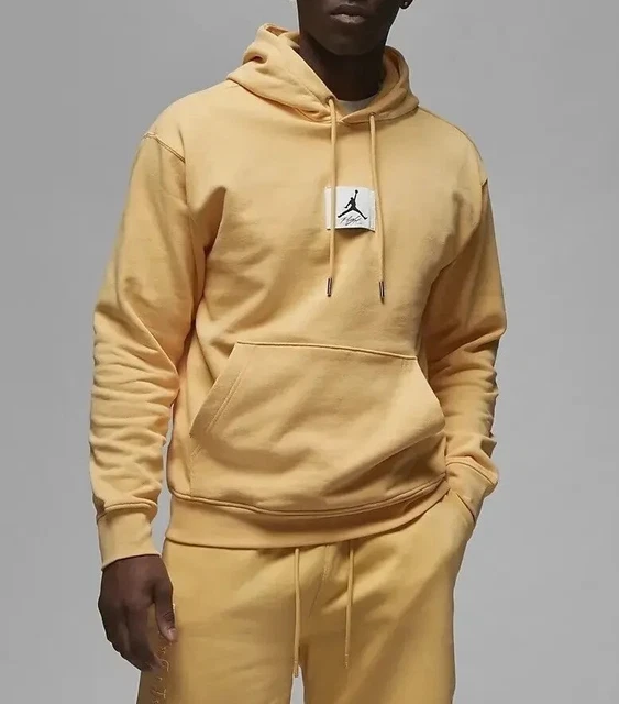 Nike hoodie deals free shipping