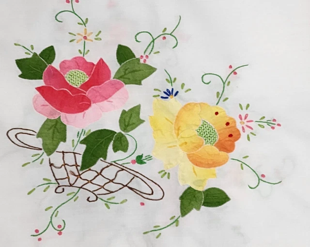 Embroidered & Applique Cotton Tablecloth Floral Flowers 87" x 65" Vintage Embroidered & Applique Cotton Tablecloth Floral Flowers 87" x 65" Vintage