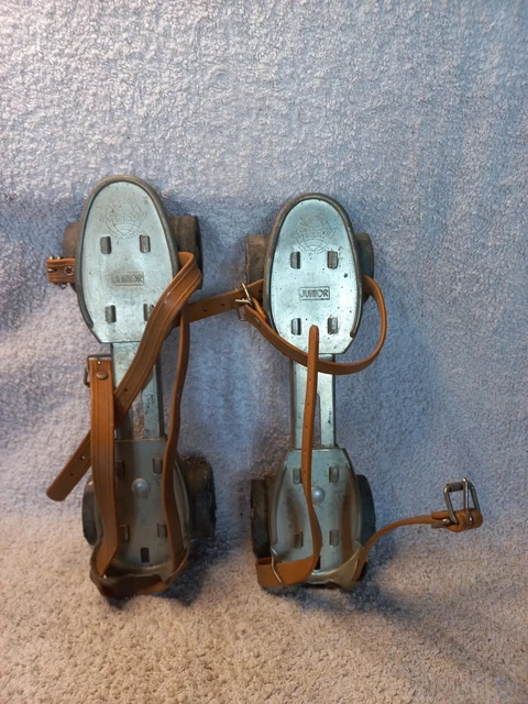 Patins à Roulettes Vintage Authentiques – Marque Rollet – Occasion En Bon état