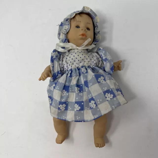 Vintage Gi-Go Bean Bag Kids My Pals Girl Baby Doll Blue Plaid Dress Bonnet
