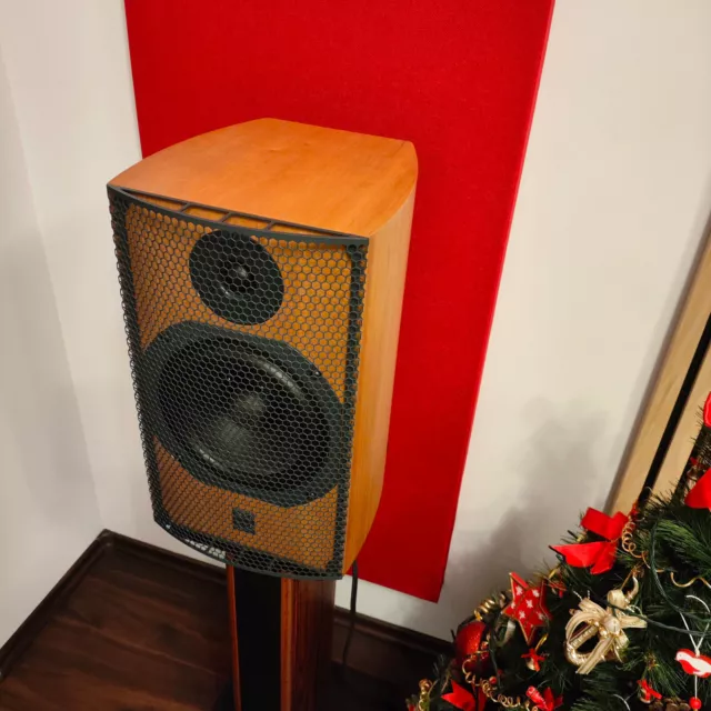 ATC SCM11 V2 Standmount Speakers in Cherry 2 Years old 2