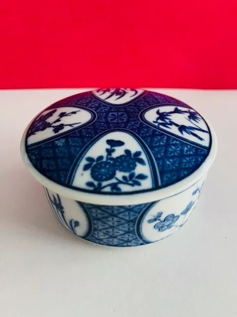 Blue And White Ceramic Porcelain Candy Trinket Dish with Lid. 3.5” X 1.5”