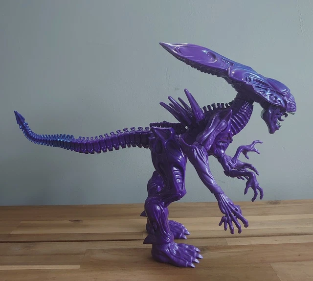 ALIEN COLLECTION 12& Giant Purple Poseable Alien Queen Action Creature ...