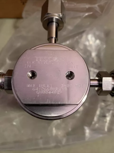 TESCOM™ 64-2600KRG18 SS High Purity Pressure Regulator NuPro Swagelok NOS Open