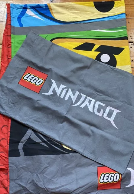 Lego Ninjago Duvet Cover Set. Reversible. Barely Used.