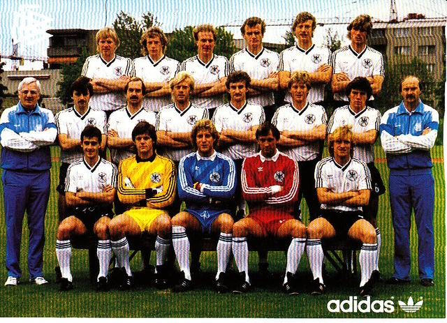 DFB DEUTSCHLAND MANNSCHAFTSBILD Mannschaftskarte Mannschaftsfoto 1984