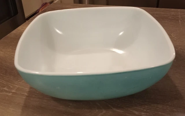 Vintage Pyrex Turquoise Square 2 1/2 Quart Chip and Dip Bowl Dish 025 Vintage Pyrex Turquoise Square 2 1/2 Quart Chip and Dip Bowl Dish 025