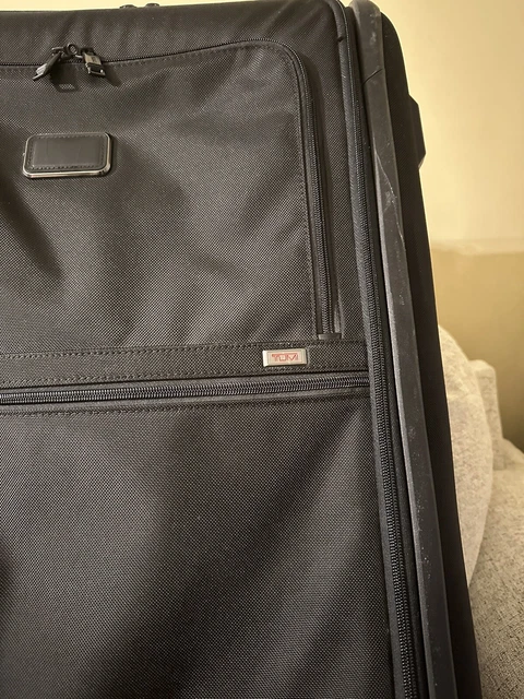Tumi Alpha 3 Extended Trip Expandable 4 Wheel Travel Suitcase - Black 1171681041 2