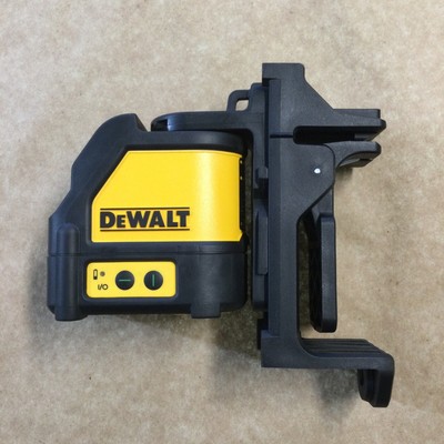 DEWALT DW088CG GREEN Cross Line Laser Level Self Levelling Includes Bracket $148.65 - PicClick