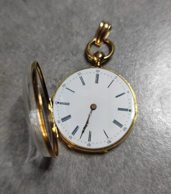 Montre à Gousset Ancienne En Or 18 Carats - Poids 20.60g - Sans Marque - Style Vintage - État D'occasion à Restaurer