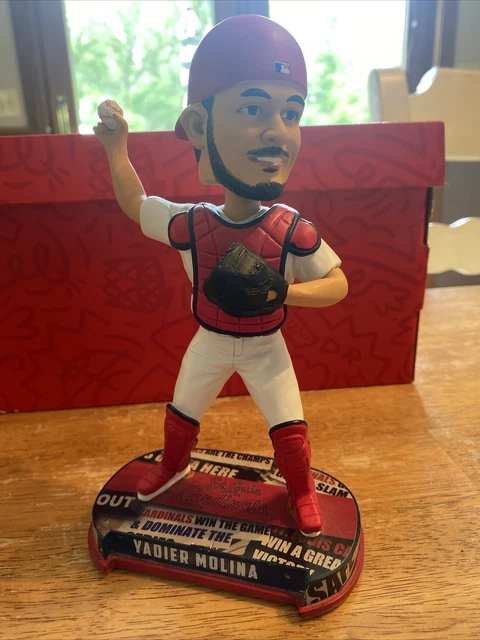 Yadier Molina Bobblehead /2,017