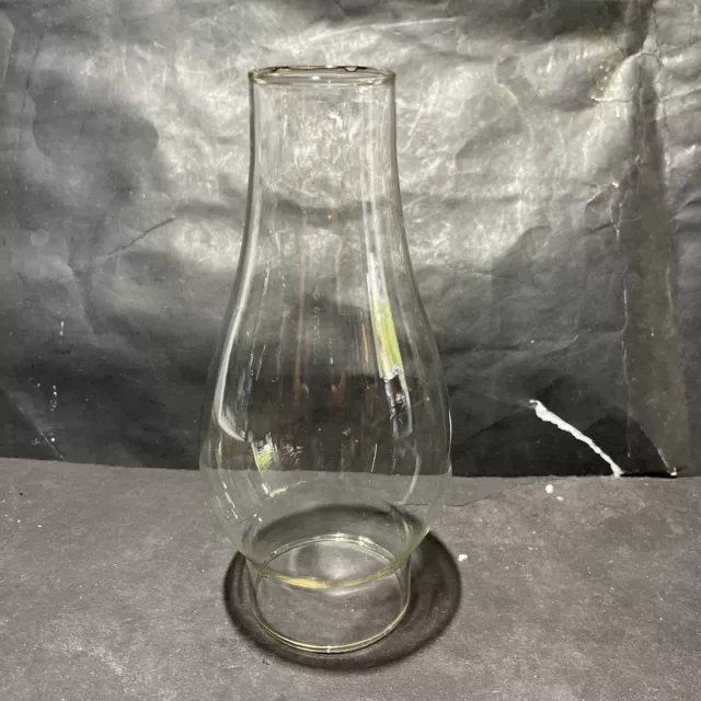 VINTAGE 2 1/2" x 7 1/2"  CLEAR GLASS HURRICANE OIL LAMP LANTERN CHIMNEY SHADE