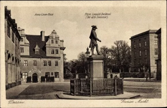 Ak Dessau, Großer Markt, Anna Liese Haus, Denkmal Fürst Leopold - 4095331