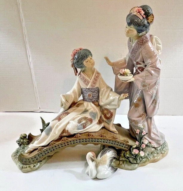 Lladro 1445 SPRINGTIME IN JAPAN Girls Bridge 14" Porcelain Figurine READ