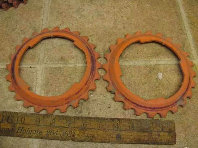 2 John Deere B1-24 Corn Planter Plates Lustran Plastic 494 694 24B 25b 70 71