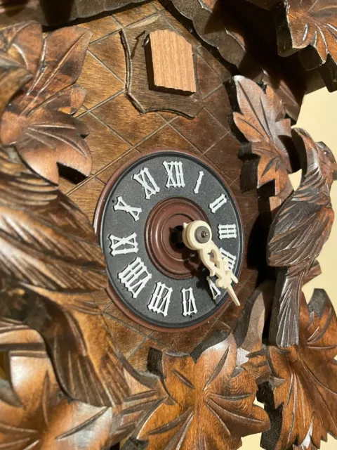OROLOGIO MECCANICO A pendolo con Cucu della Foresta Nera EUR 349