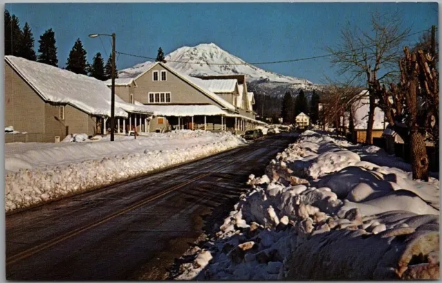Vintage 1960s McCloud, California Postcard Winter Street Scene / Chrome Unused