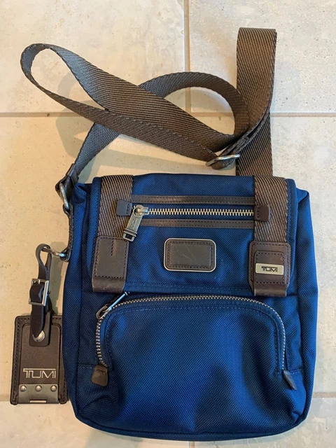 Tumi Crossbody Alpha Bravo  Unisex