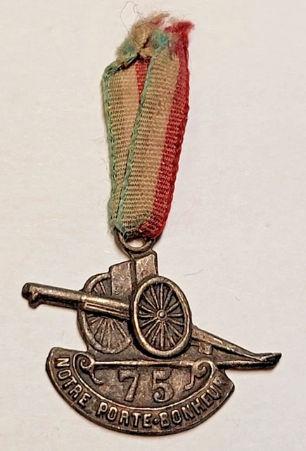 Insigne Patriotique WW1 1914/1915 Journée Du Canon De 75 France Décoration Originale