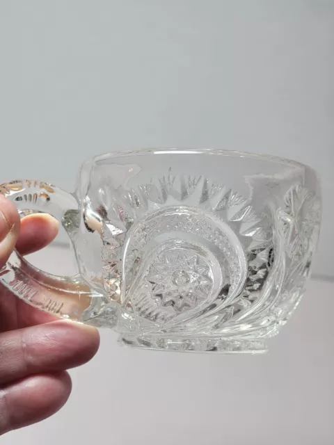 1 Pressed Glass PUNCH CUP L.E. Smith Pinwheel & Stars (Slewed Horseshoe)